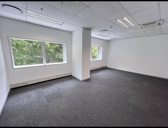 231M² OFFICE TO LET IN FORESHORE